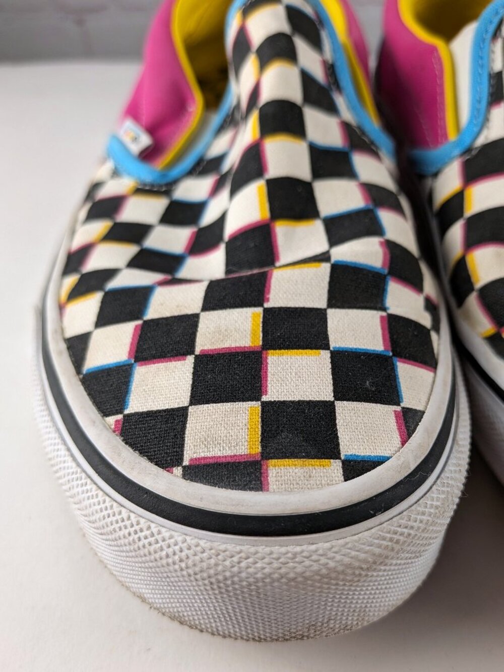 Vans Crazy Checkered Multicolor Slip-Ons Size 10 Women/8.5 Men - Picture 4 of 13